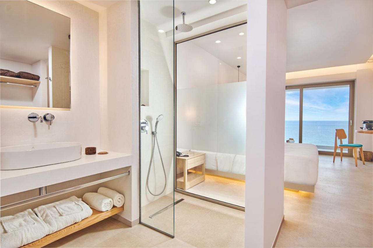 Suite Junior avec Piscine Privée - Vue sur Mer